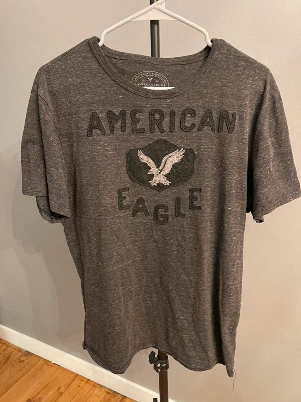 American Eagle - Men’s T-Shirt - Large - Gray